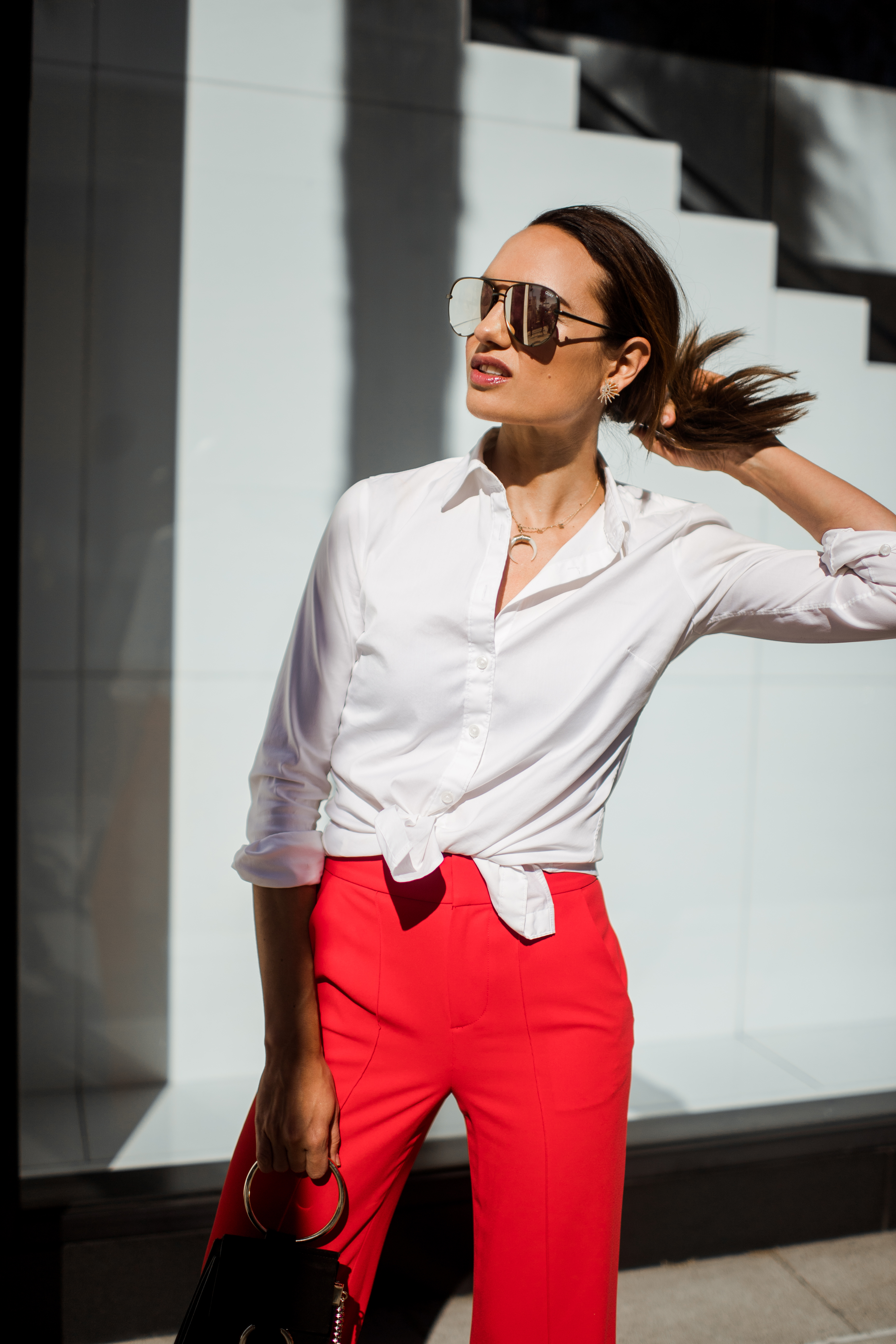 SINCERELY, JULES  Red pants outfit, Red pants fashion, Red jeans outfit