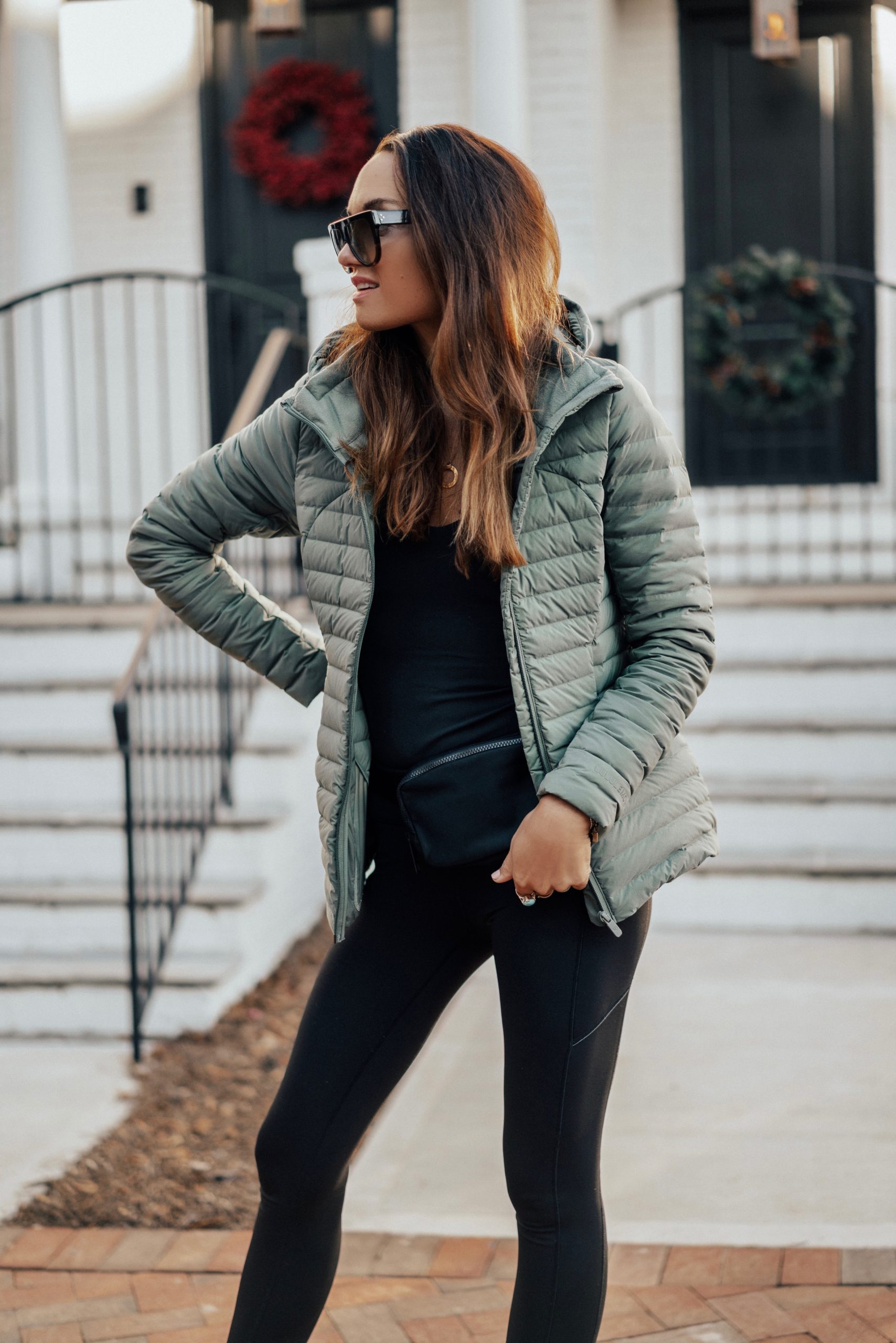 Ready to brave the cold with Ready to Rulu and Wunder Puff jacket! The  Heathered peri purple of the joggers go well with the iridescence of the  jacket! : r/lululemon